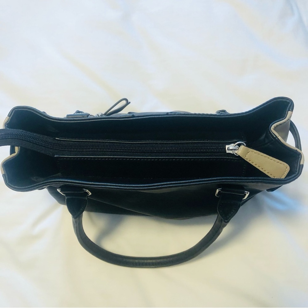 Guess Black and Tan Satchel , DividedOrganizer, Logo Tag Bow purse charm - Picture 7 of 11